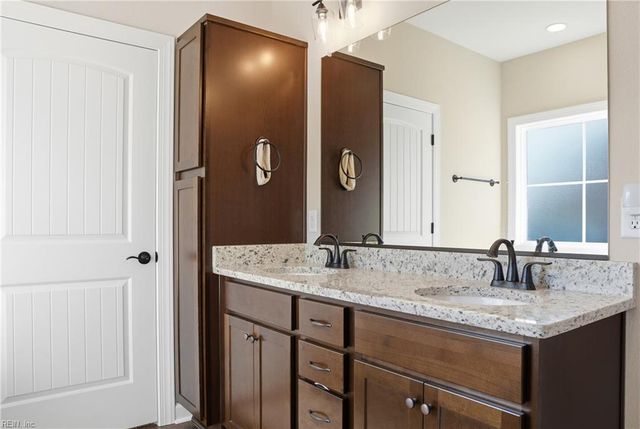 5055 Mineral Spring RD, Suffolk, VA 23438