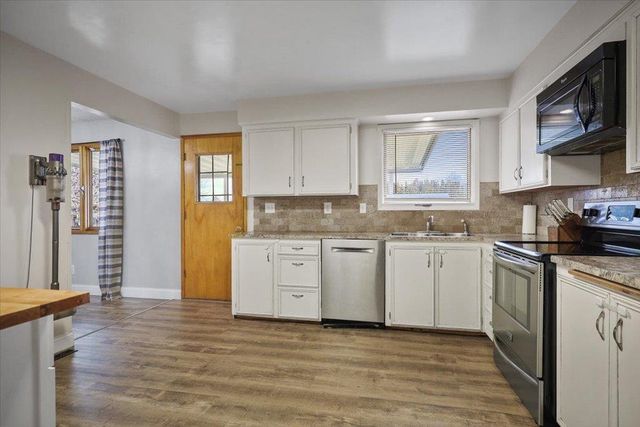 1020 N Bolivar Rd, Spokane Valley, WA 99216