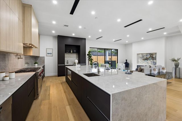 5430 Rutherglenn Drive, Houston, TX 77096