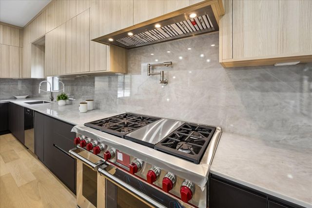 5430 Rutherglenn Drive, Houston, TX 77096