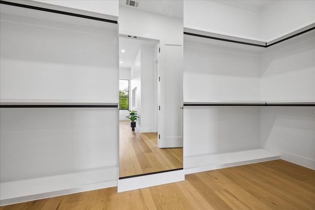 5430 Rutherglenn Drive, Houston, TX 77096