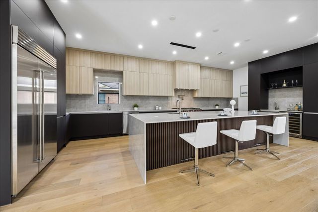 5430 Rutherglenn Drive, Houston, TX 77096