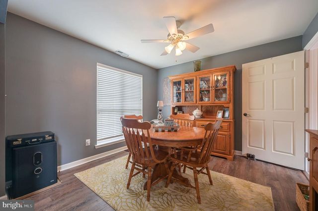 333 W DARBY CIR, Dover, DE 19904