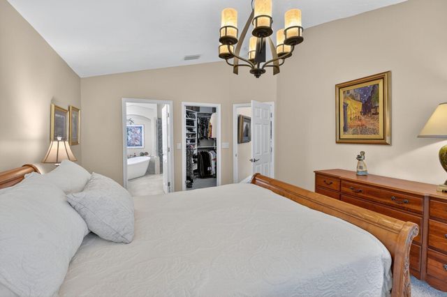 523 Canoe Point, Delray Beach, FL 33444