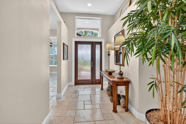 523 Canoe Point, Delray Beach, FL 33444