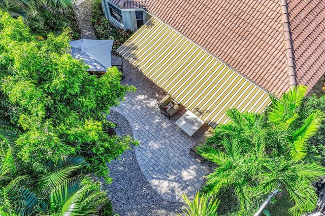 523 Canoe Point, Delray Beach, FL 33444