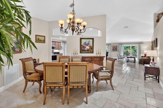 523 Canoe Point, Delray Beach, FL 33444