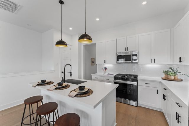 3009 Jensen Springs Lane, Houston, TX 77026