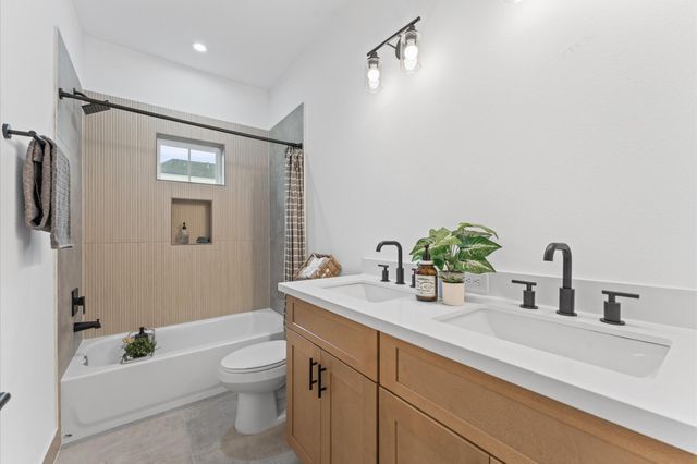 3009 Jensen Springs Lane, Houston, TX 77026