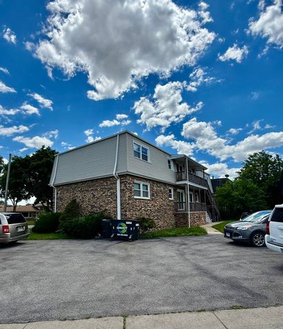 4530 Prairie Avenue C, Brookfield, IL 60513