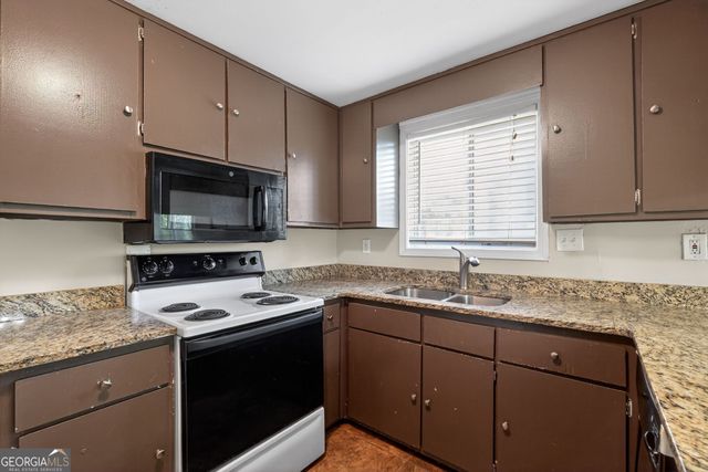 120 San Marino Court, Atlanta, GA 30349