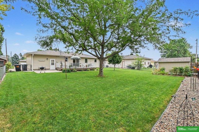 221 Sesame Street, Fremont, NE 68025
