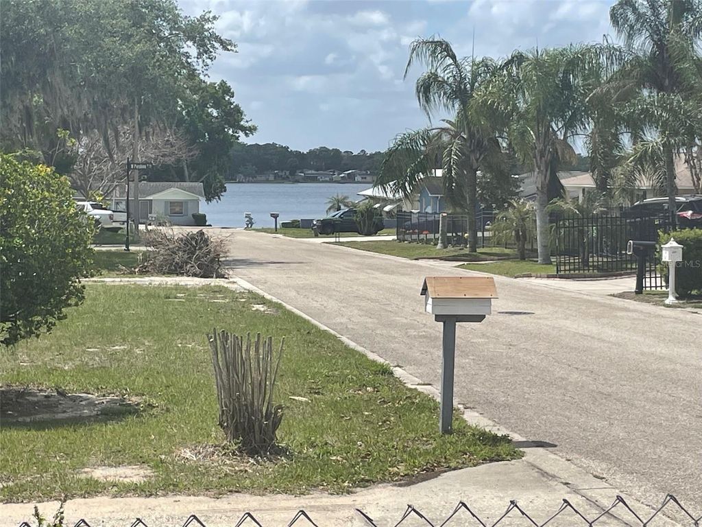 Image 26 of property listing at 260 W HARBORD STREET, Lake Alfred, FL 33850