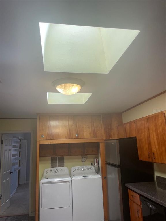 Image 5 of property listing at 260 W HARBORD STREET, Lake Alfred, FL 33850