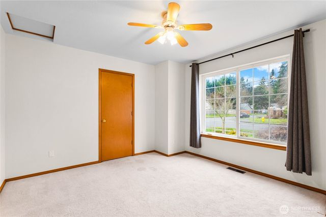 5440 Park Place Loop SE, Lacey, WA 98503