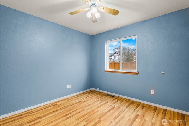 5440 Park Place Loop SE, Lacey, WA 98503