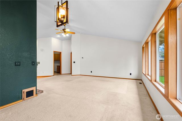 5440 Park Place Loop SE, Lacey, WA 98503