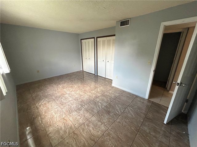 3704 Broadway 101, Fort Myers, FL 33901