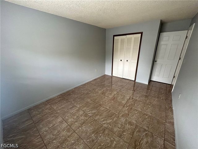 3704 Broadway 101, Fort Myers, FL 33901