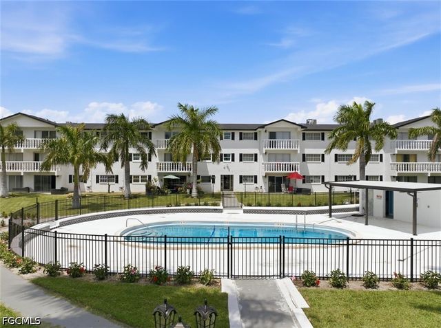 3704 Broadway 101, Fort Myers, FL 33901