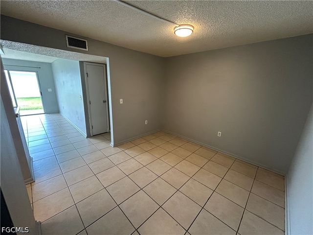 3704 Broadway 101, Fort Myers, FL 33901