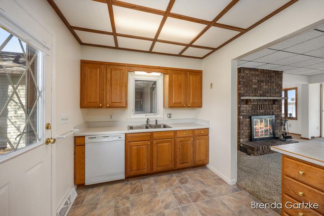 1599 E Clearwater Street, Grant, MI 49327