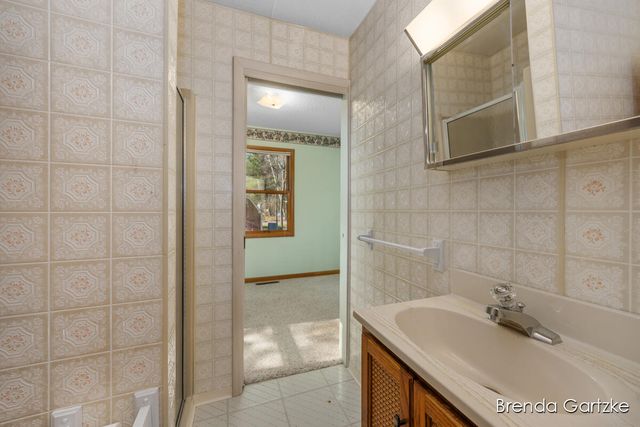 1599 E Clearwater Street, Grant, MI 49327