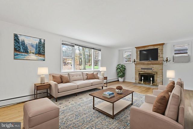 13008 FOREST DR, Bowie, MD 20715