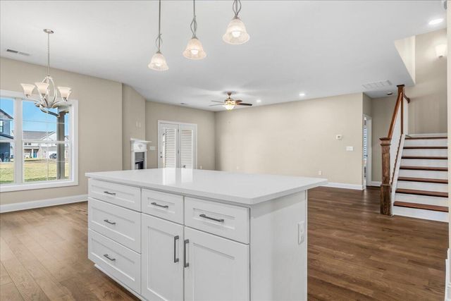 1081 Squirrel Nest Lane, Lexington, KY 40509