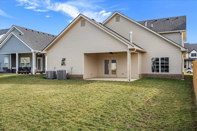 1081 Squirrel Nest Lane, Lexington, KY 40509