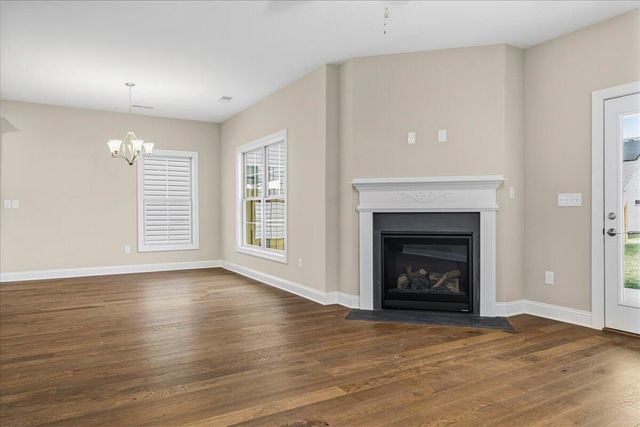 1081 Squirrel Nest Lane, Lexington, KY 40509