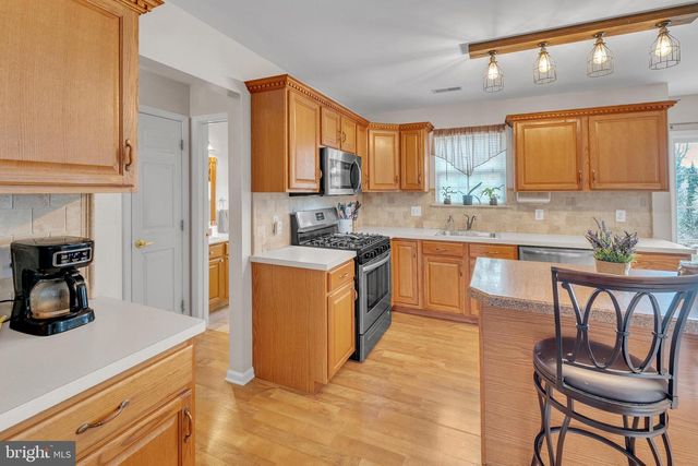 1105 LAFAYETTE ST, Williamstown, NJ 08094