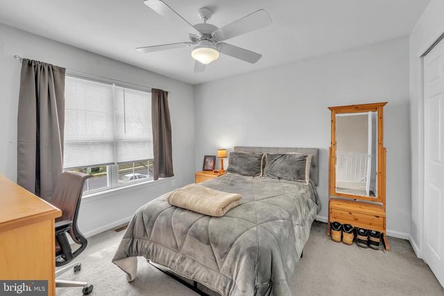 1105 LAFAYETTE ST, Williamstown, NJ 08094
