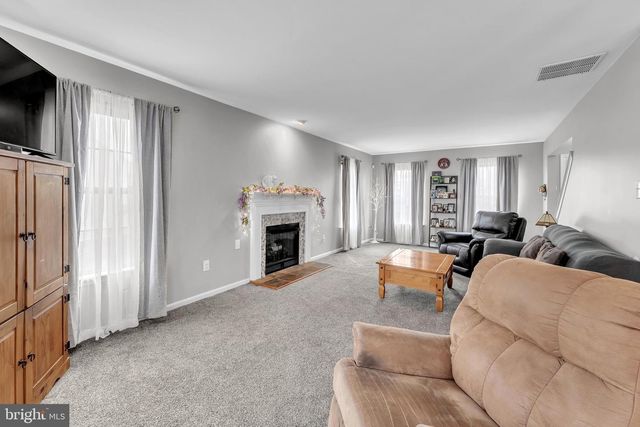 1105 LAFAYETTE ST, Williamstown, NJ 08094