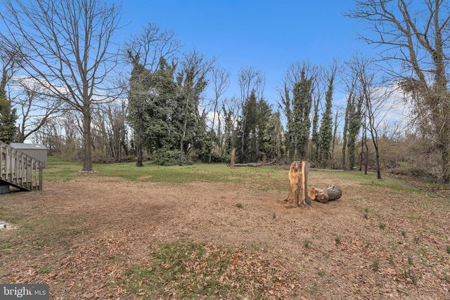 1105 LAFAYETTE ST, Williamstown, NJ 08094