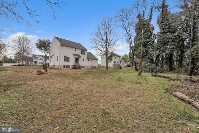 1105 LAFAYETTE ST, Williamstown, NJ 08094