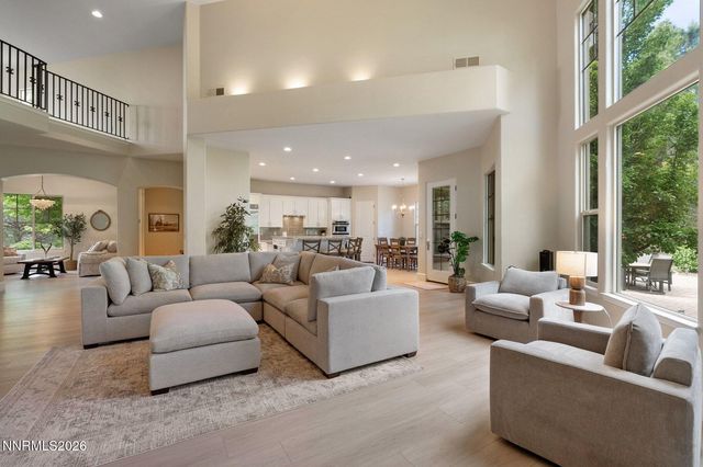 16925 Rue Du Parc, Reno, NV 89511