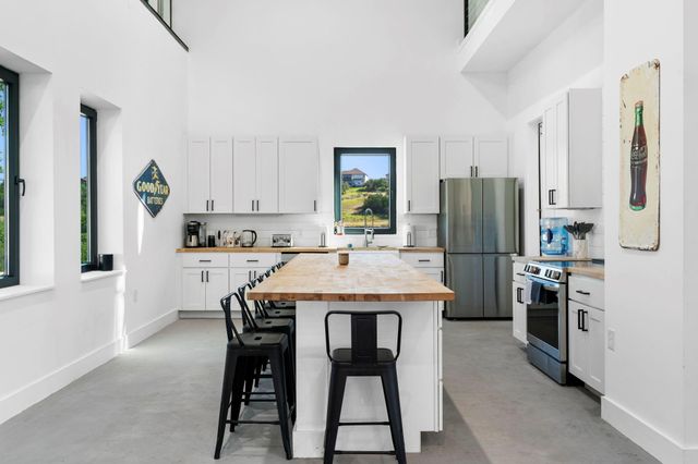 12701 Trails End RD, Leander, TX 78641