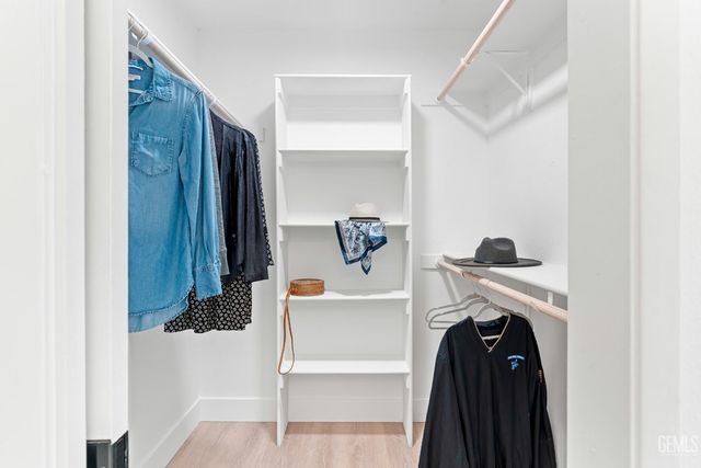 7209 Outingdale Drive, Bakersfield, CA 93309