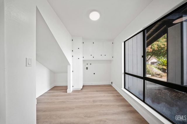 7209 Outingdale Drive, Bakersfield, CA 93309