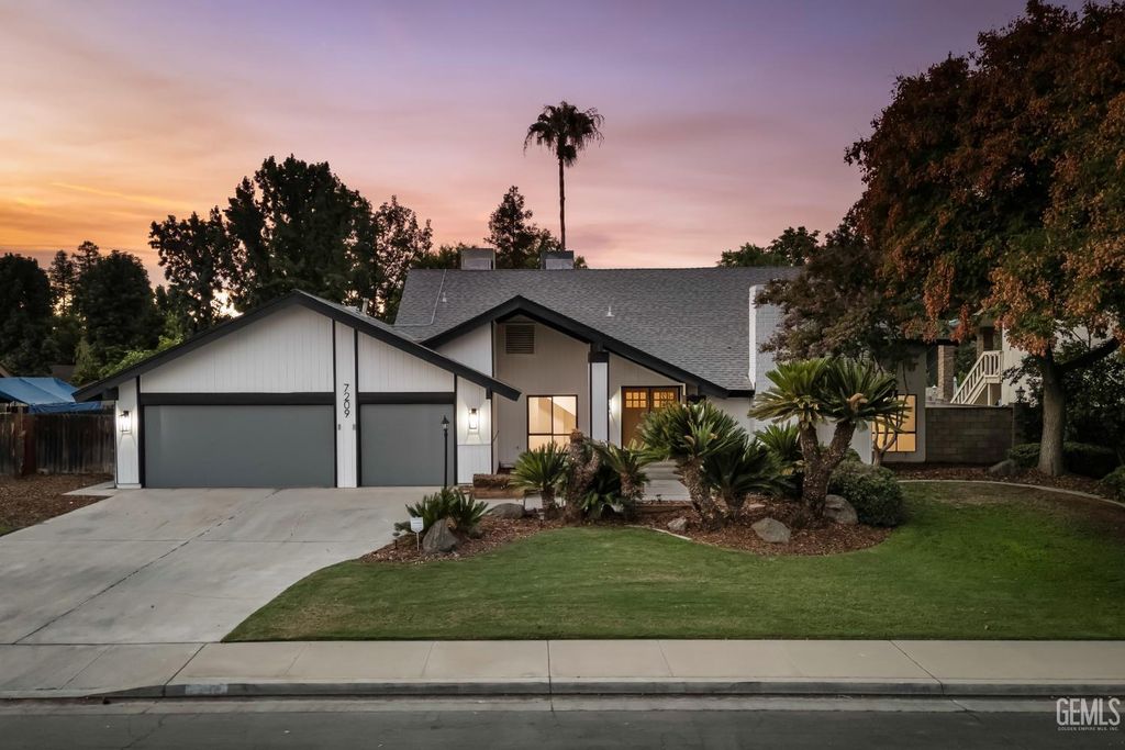 7209 Outingdale Drive, Bakersfield, CA 93309