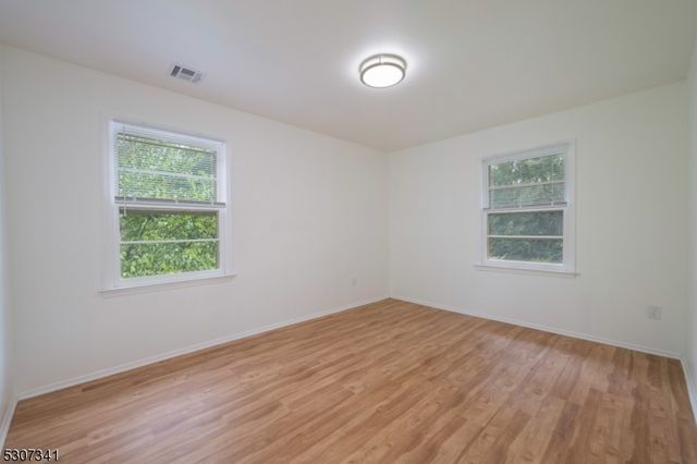 20 Whitewood Dr, Parsippany-troy Hills Twp., NJ 07950