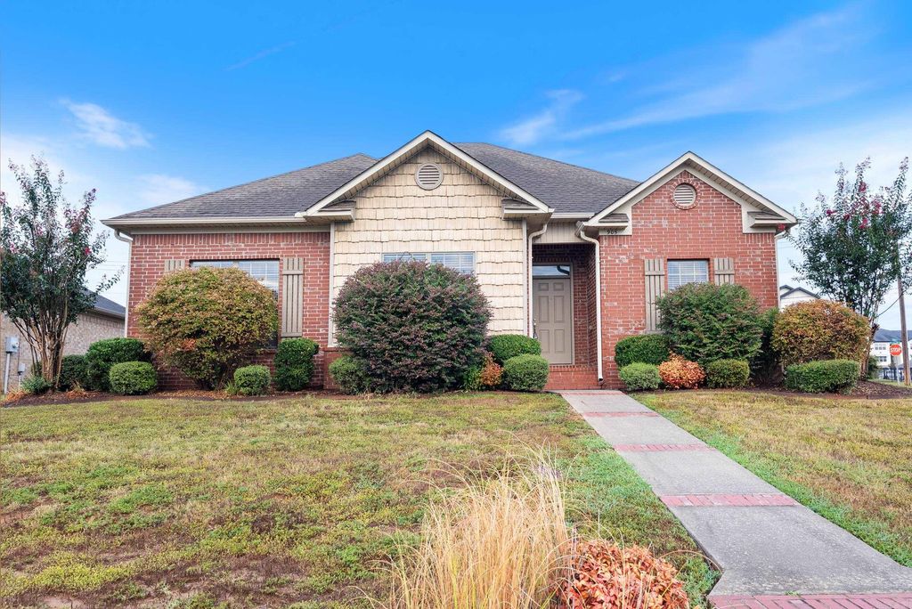 905 Wineberry, Conway, AR 72034