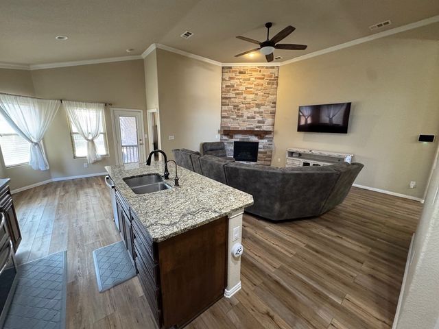 6705 Colony, Midland, TX 79706