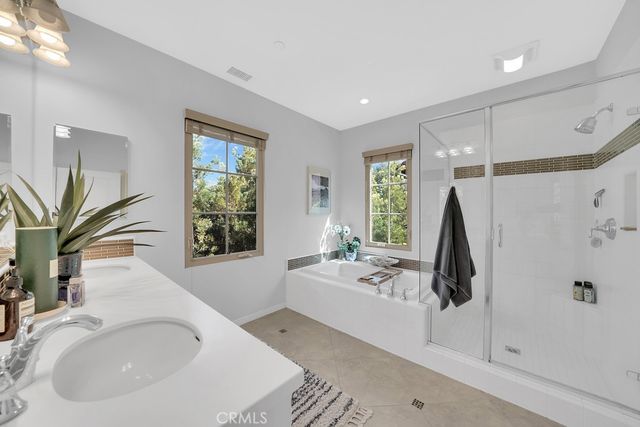 25 Bianco, Irvine, CA 92618