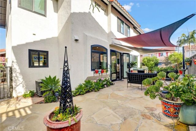 16934 Summeroak Court, Fountain Valley, CA 92708