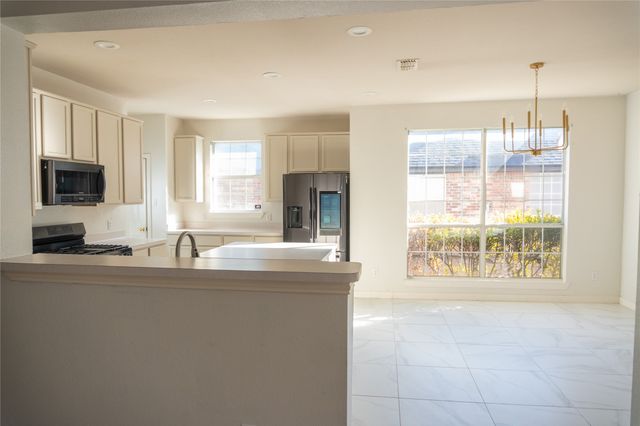 6401 Richmond Court, Rowlett, TX 75089