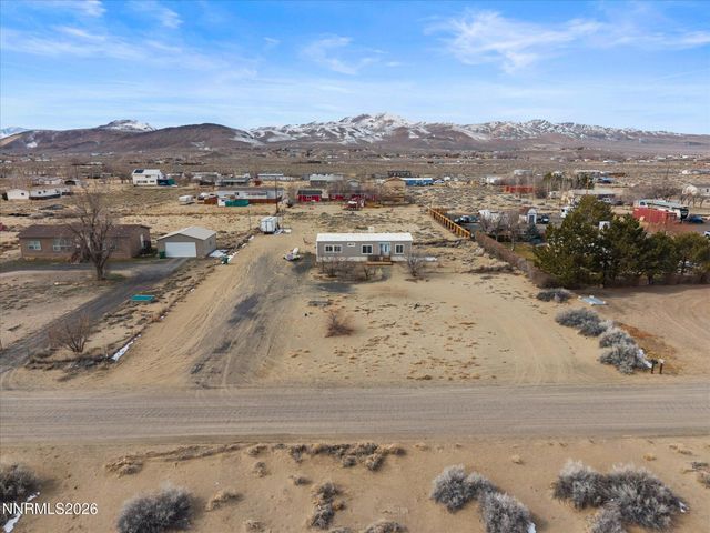 7815 Springfield Road, Silver Springs, NV 89429