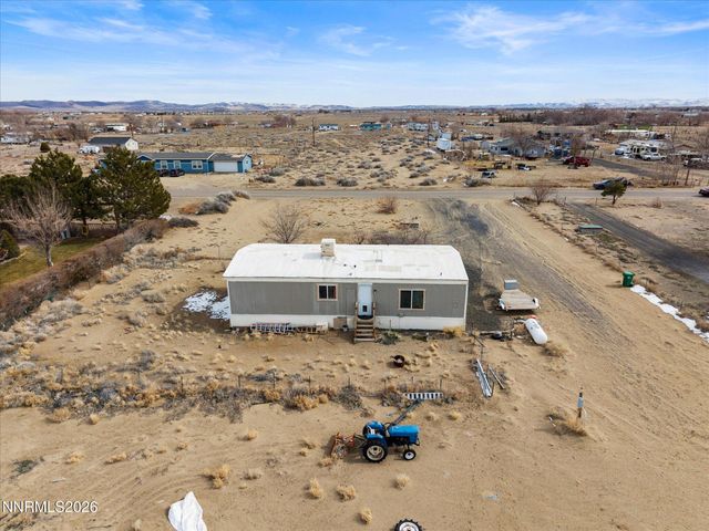7815 Springfield Road, Silver Springs, NV 89429