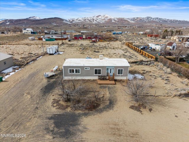 7815 Springfield Road, Silver Springs, NV 89429